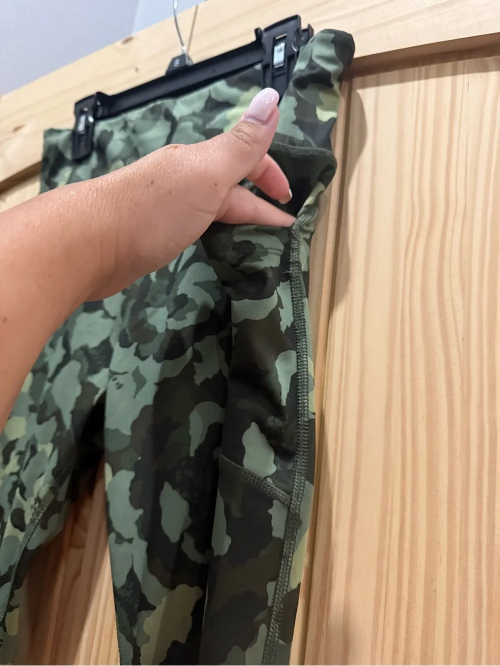 Women's Camo High-Waist Leggings - Green Camouflage, Size Small
